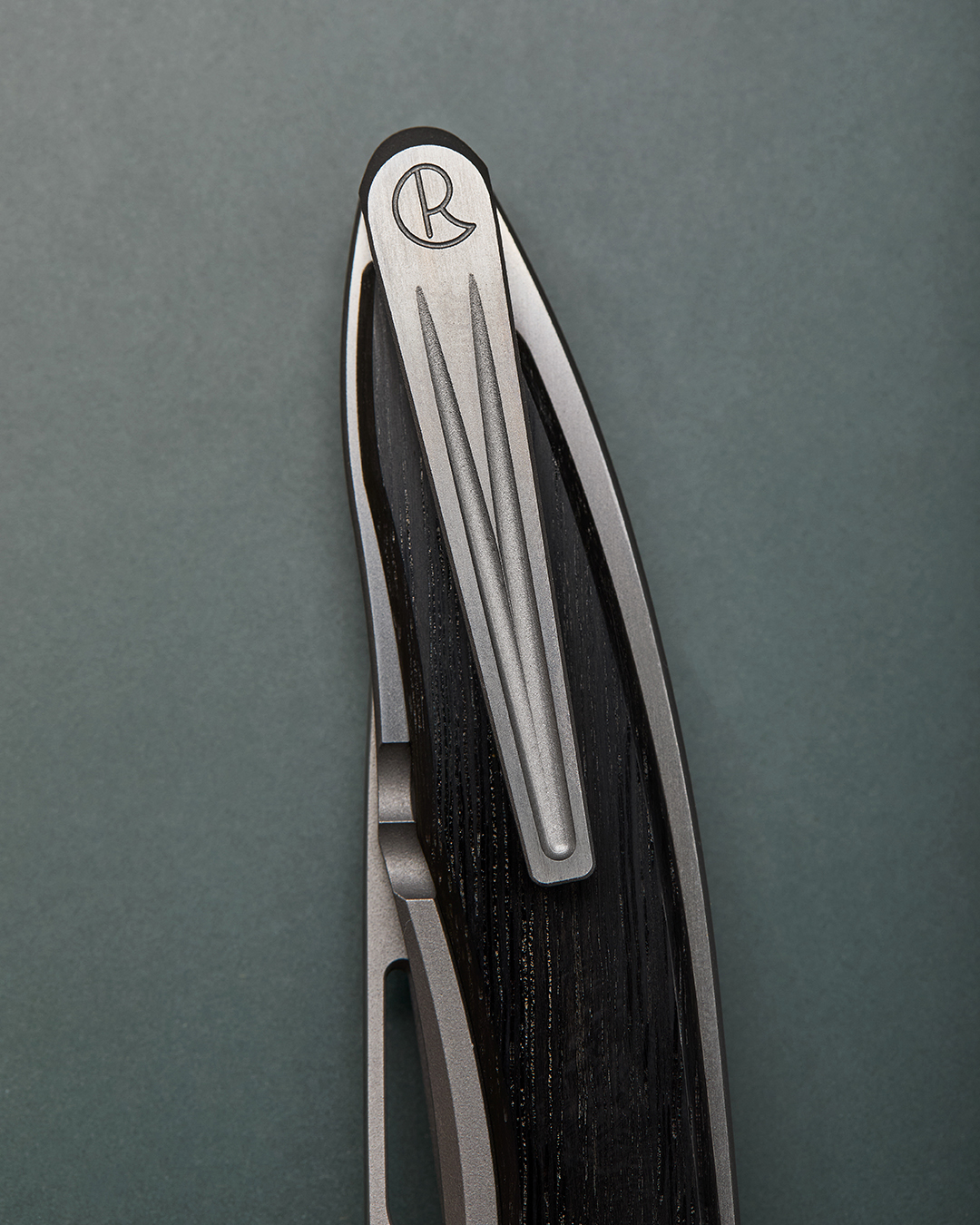 Chris Reeve Bog Oak Mnandi
