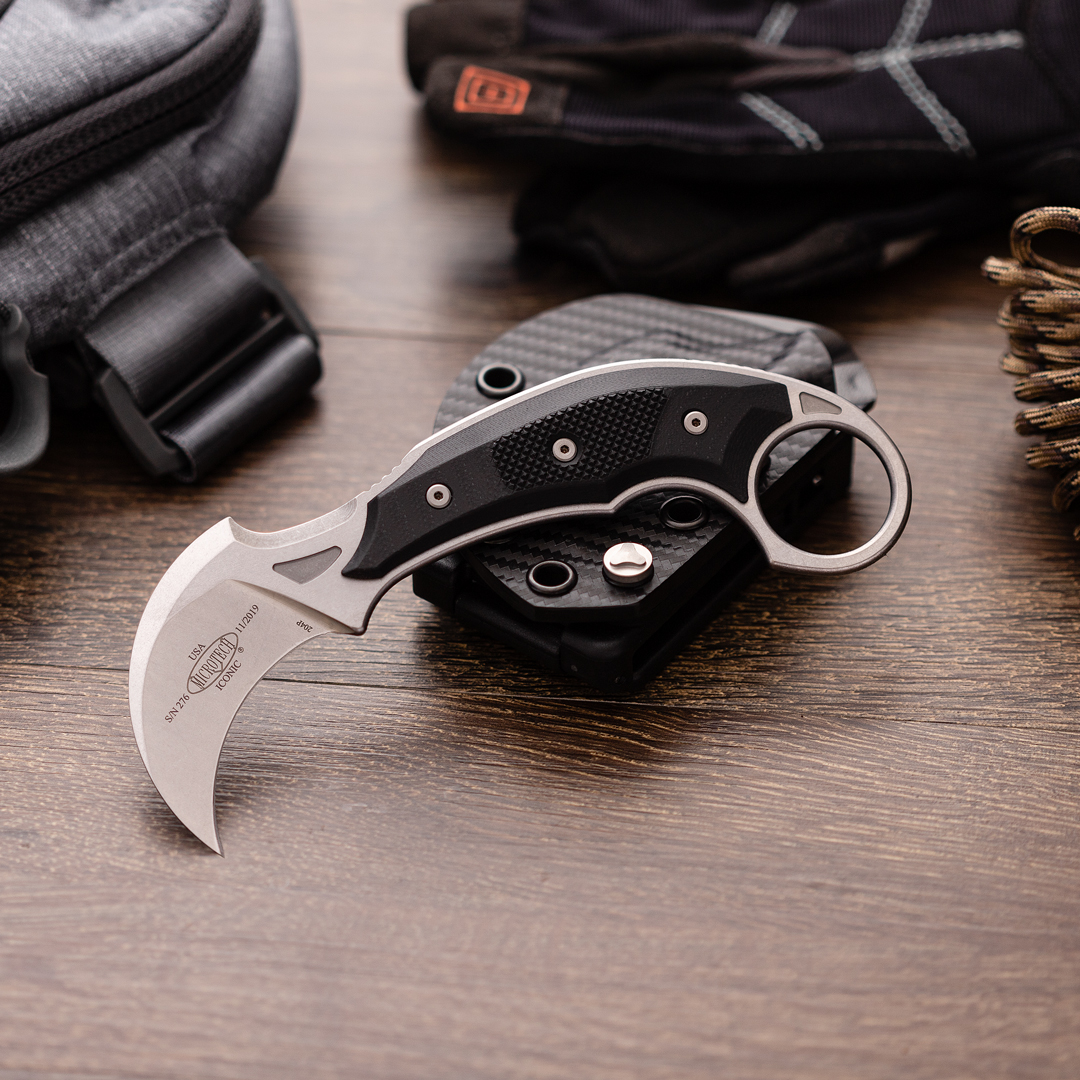 Microtech / Bastinelli Iconic Karambit